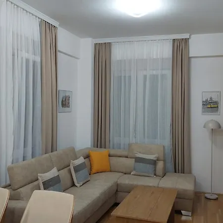 D&m Lux1 Apartament